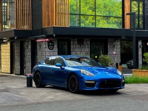 Porsche Panamera GTS