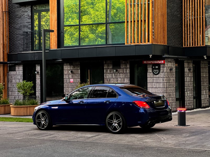 Mercedes-Benz C43 AMG 4MATIC