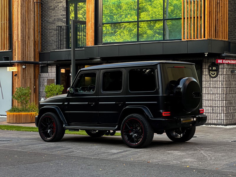 Mercedes-Benz G63 AMG