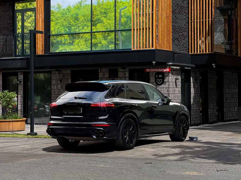 Porsche Cayenne GTS