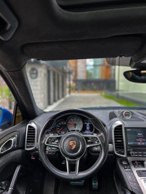 Porsche Cayenne GTS