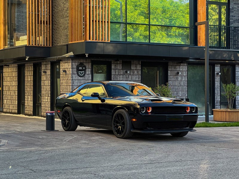 Dodge Challenger